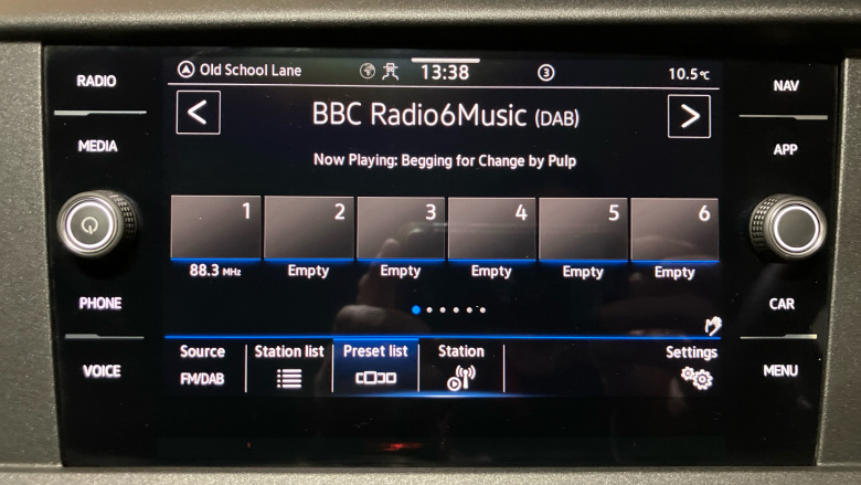 Volkswagen Transporter T32 Lwb Diesel 2.0 TDI 150 Highline Kombi Van